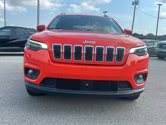 Used 2021 Jeep Cherokee Latitude Plus AWD/4WD image 12