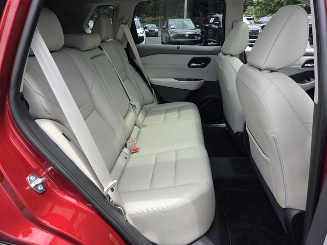 Certified 2024 Nissan Rogue SL w/ SL Premium Package FWD image 14