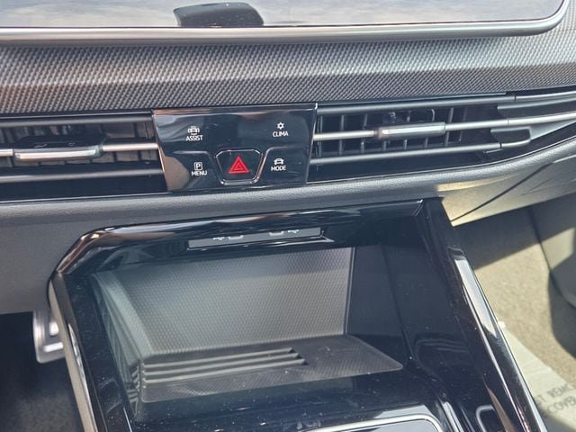 New 2026 Volkswagen GTI SE FWD image 22