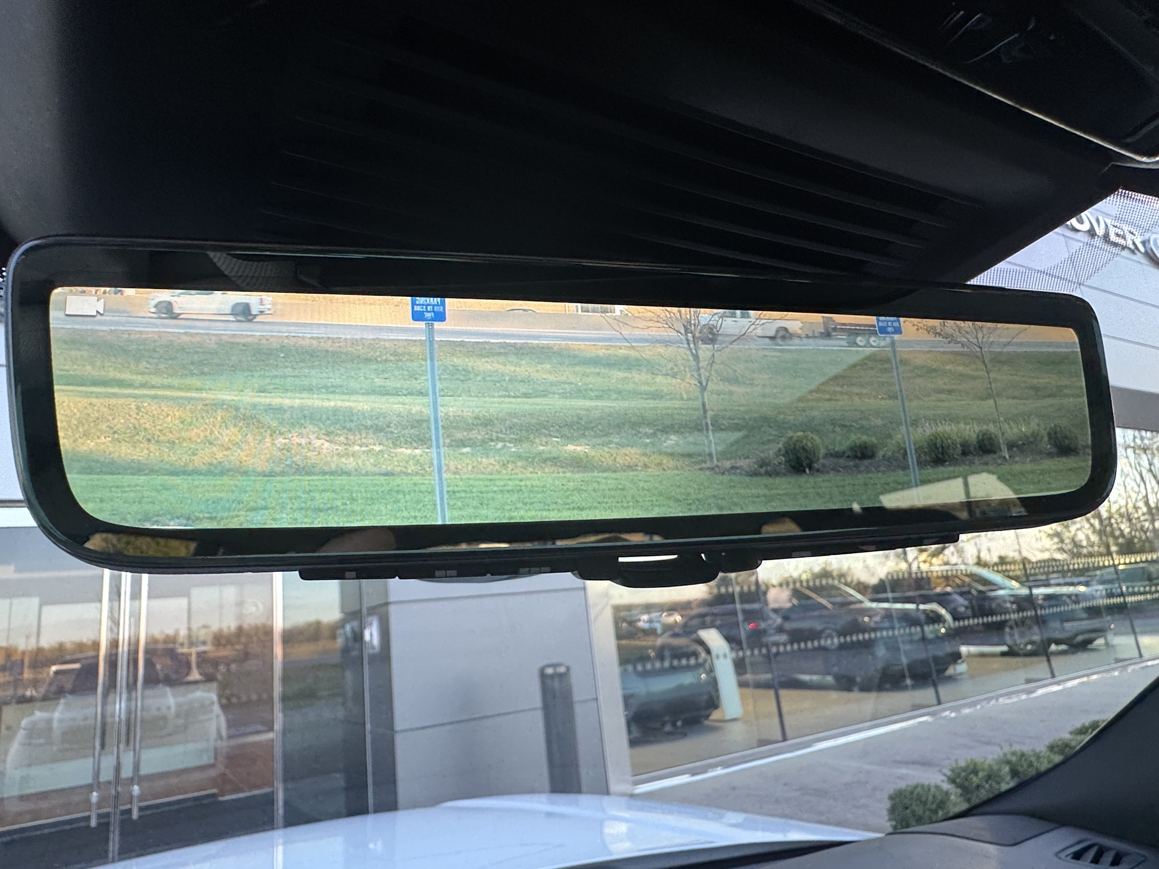 Used 2022 Land Rover Range Rover SE AWD/4WD image 24
