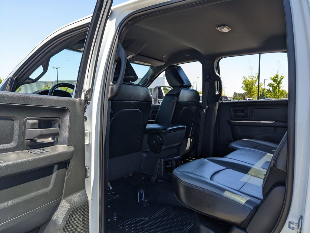Used 2024 RAM 2500 Tradesman w/ Chrome Appearance Group AWD/4WD image 38
