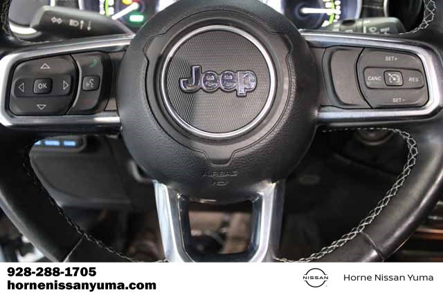 Used 2023 Jeep Wrangler Unlimited Sahara w/ Cold Weather Group AWD/4WD image 9