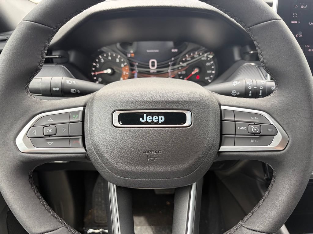 New 2026 Jeep Compass Latitude AWD/4WD image 34