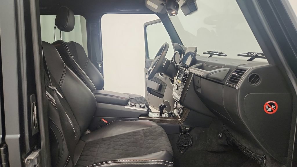 Used 2017 Mercedes-Benz G 550 Squared image 33
