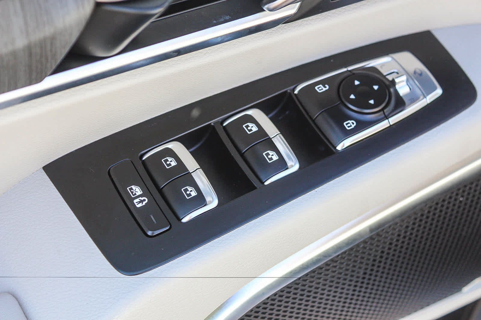 Used 2024 Kia Telluride SX Prestige AWD/4WD image 26