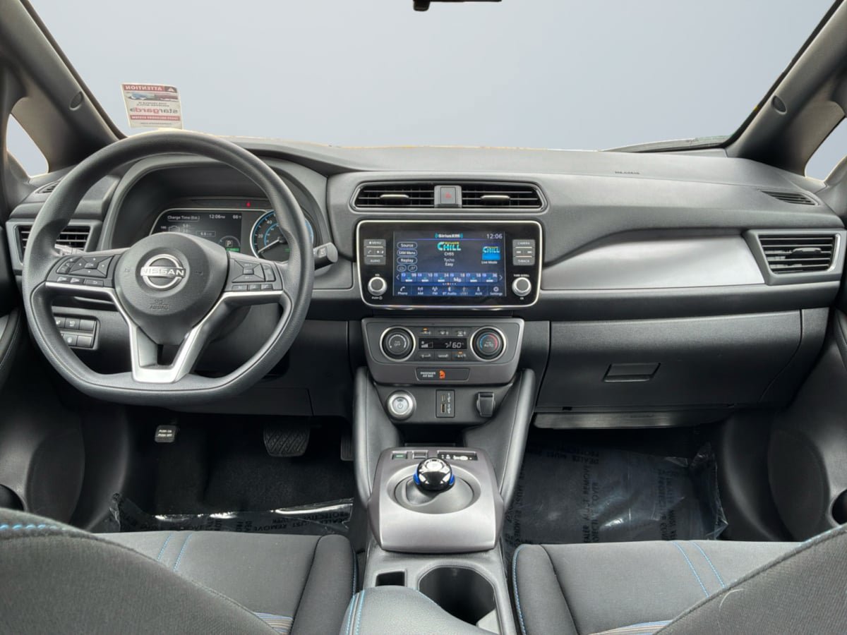 Used 2024 Nissan Leaf S FWD image 10