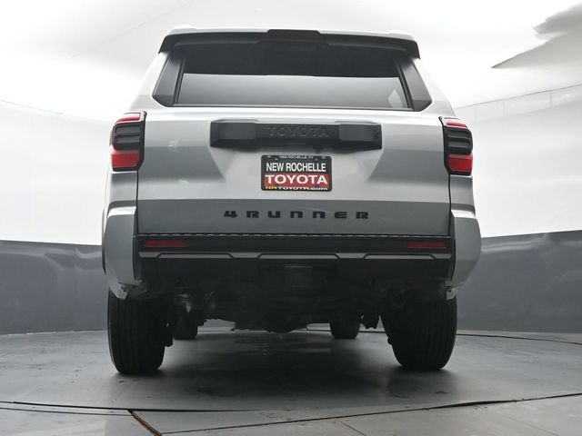 Certified 2026 Toyota 4Runner SR5 AWD/4WD image 36