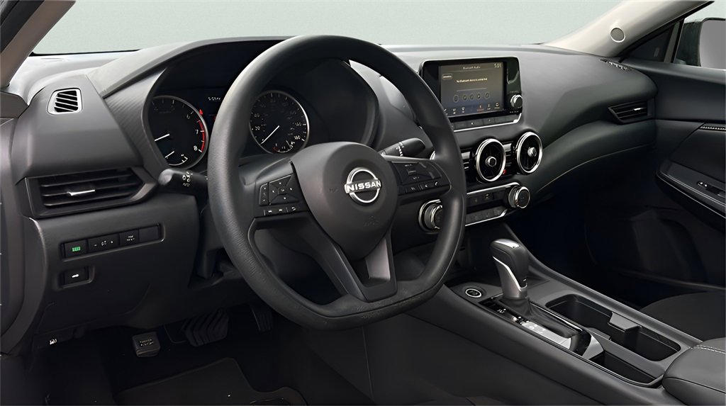 Used 2025 Nissan Sentra S image 14