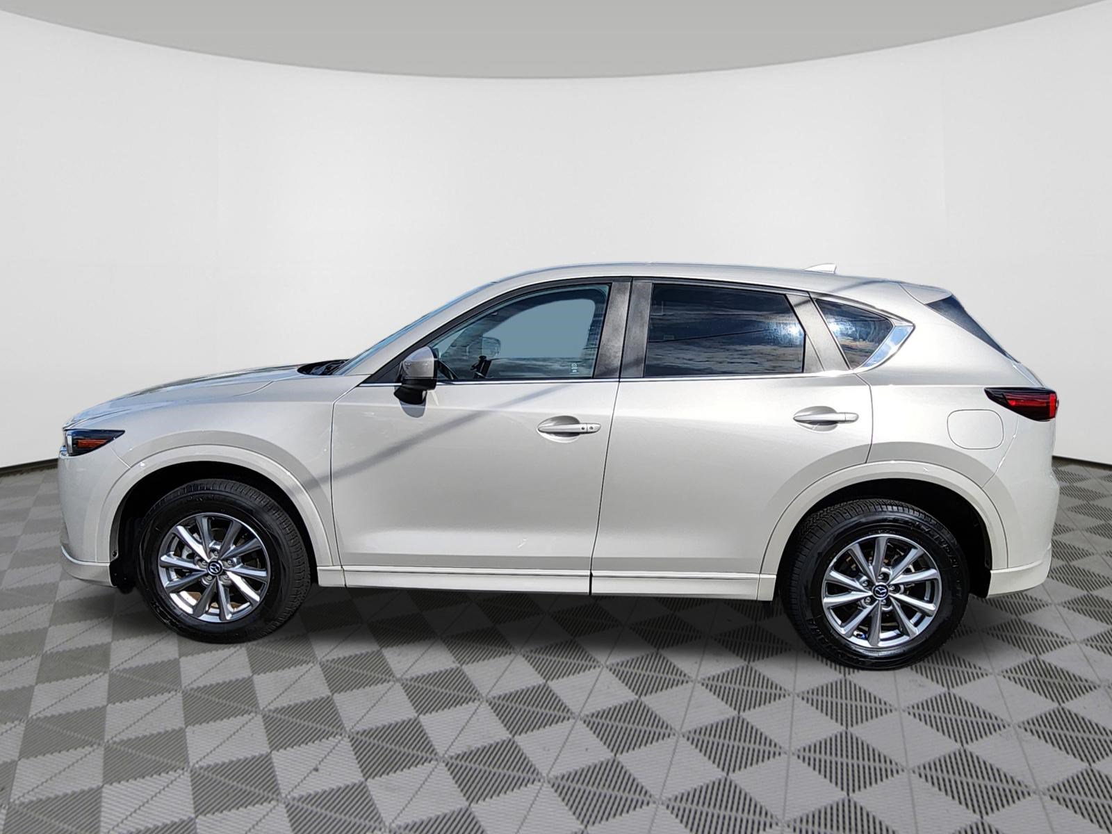 Certified 2025 MAZDA CX-5 AWD 2.5 S w/ Preferred Package image 5