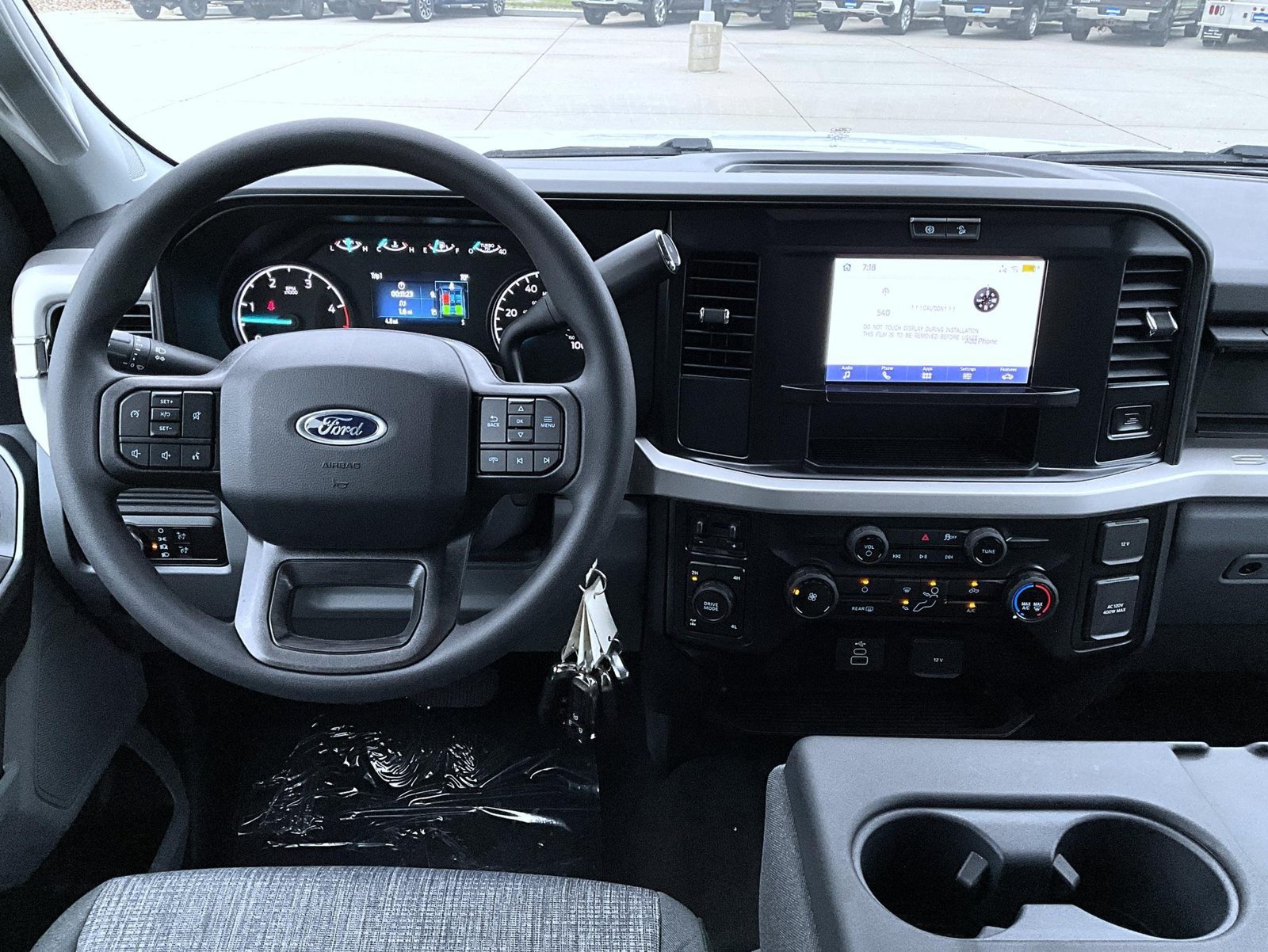 New 2026 Ford F250 XLT w/ FX4 Off-Road Package AWD/4WD image 11