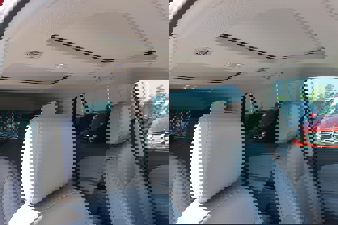 Used 2019 Chevrolet Traverse LT w/ LT Premium Package image 18