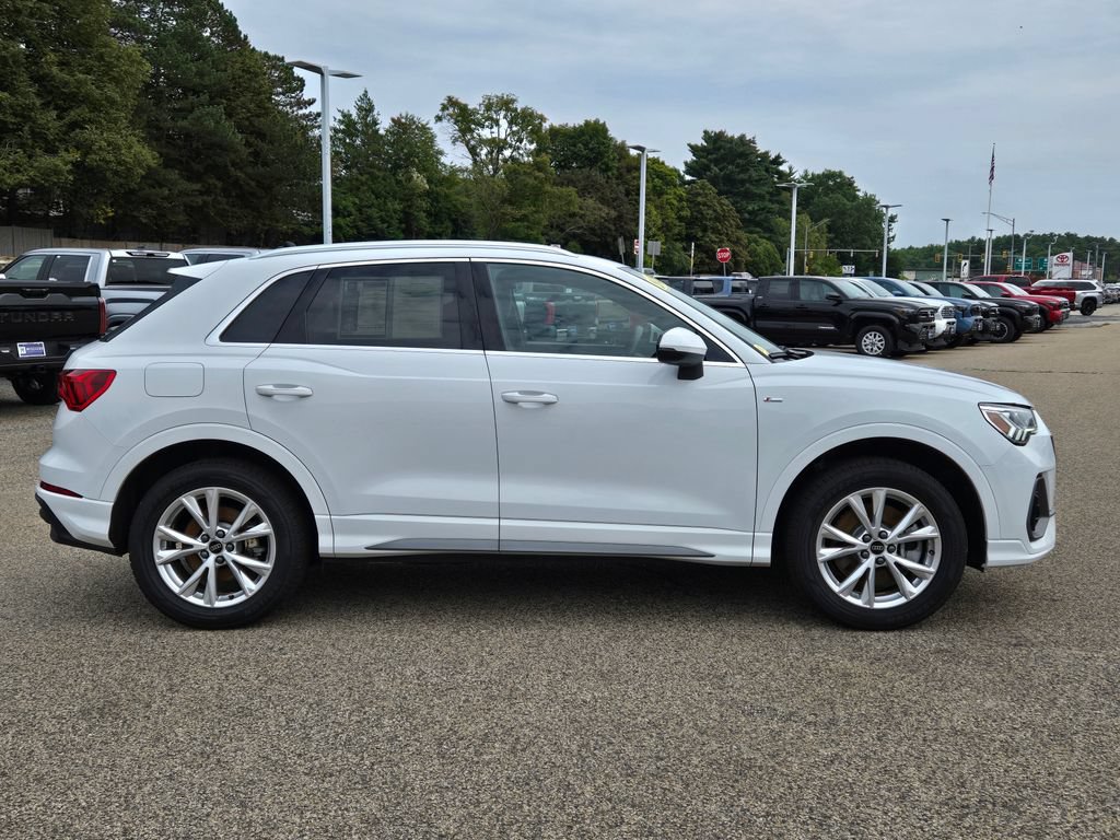 Used 2025 Audi Q3 2.0T Premium AWD/4WD image 7