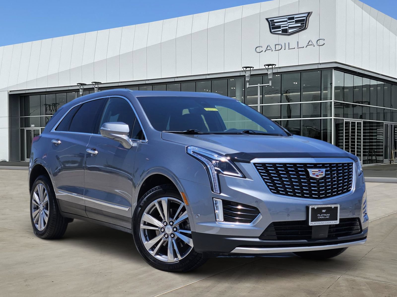 Certified 2022 Cadillac XT5 Premium Luxury w/ Technology Package FWD image 1