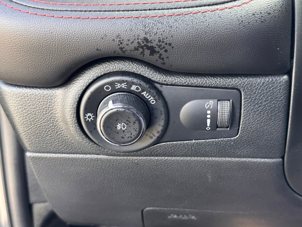 Used 2023 Dodge Durango R/T image 39