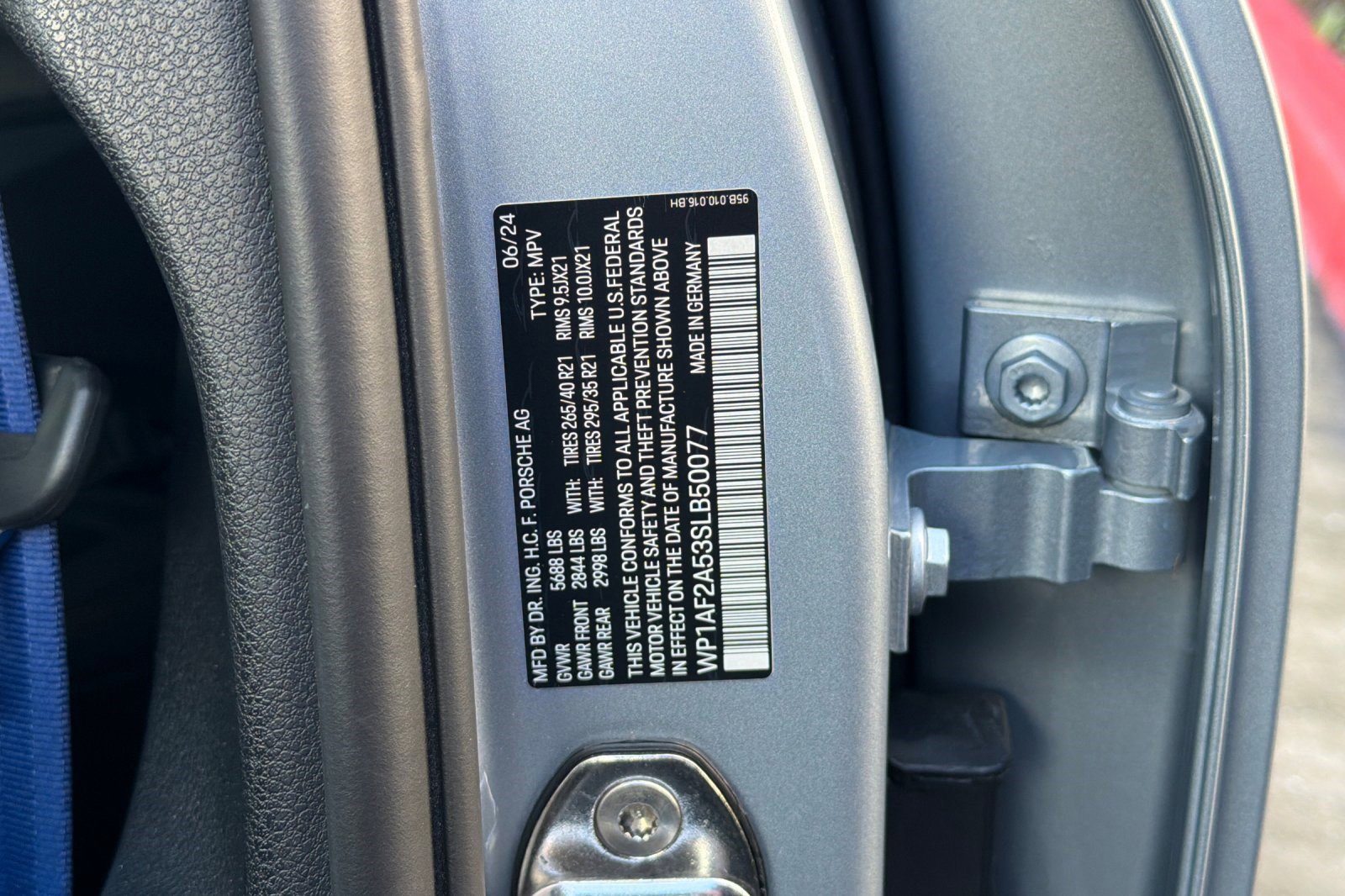 Used 2025 Porsche Macan GTS image 42