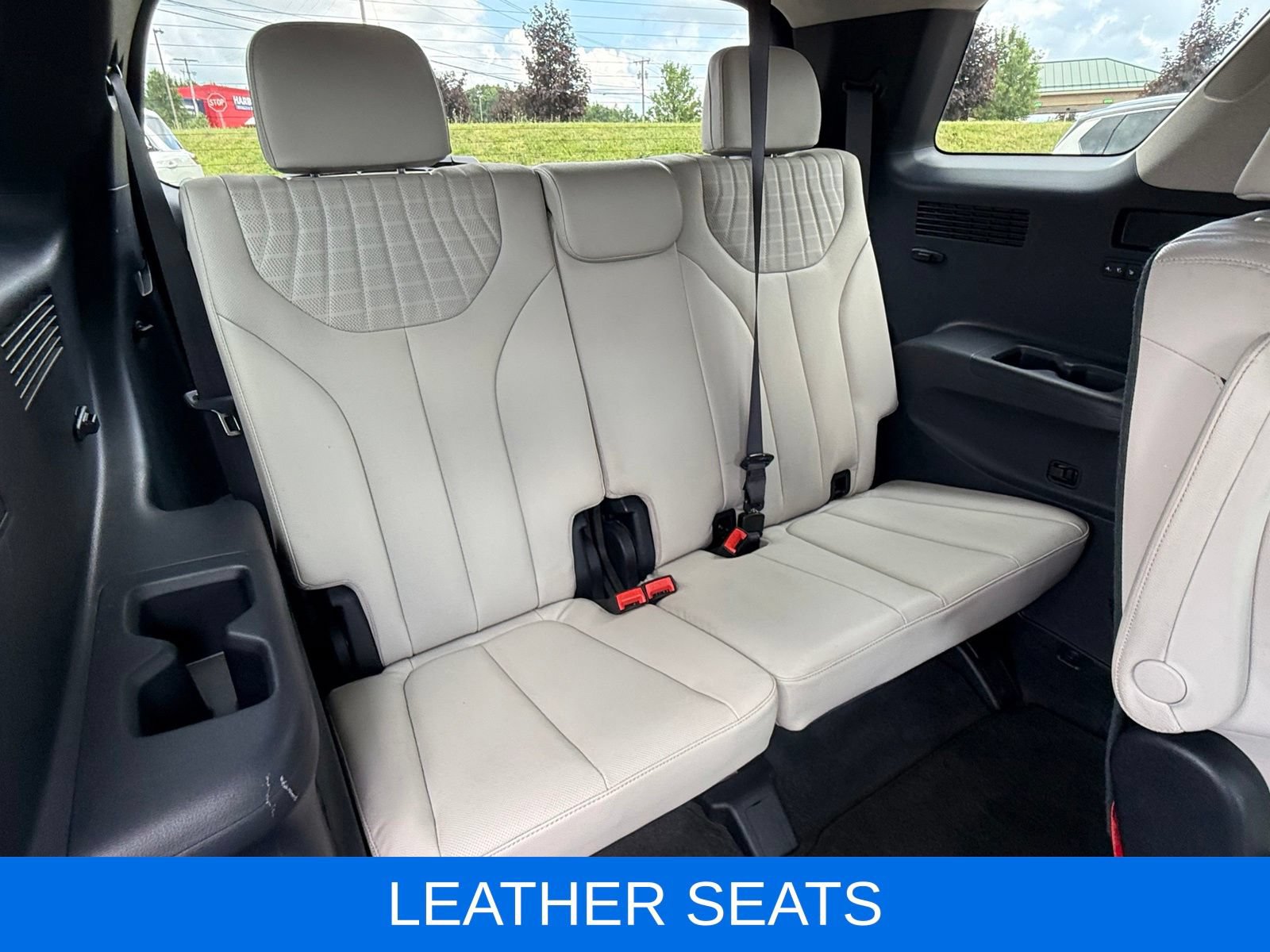 Used 2024 Hyundai Palisade Limited AWD/4WD image 21