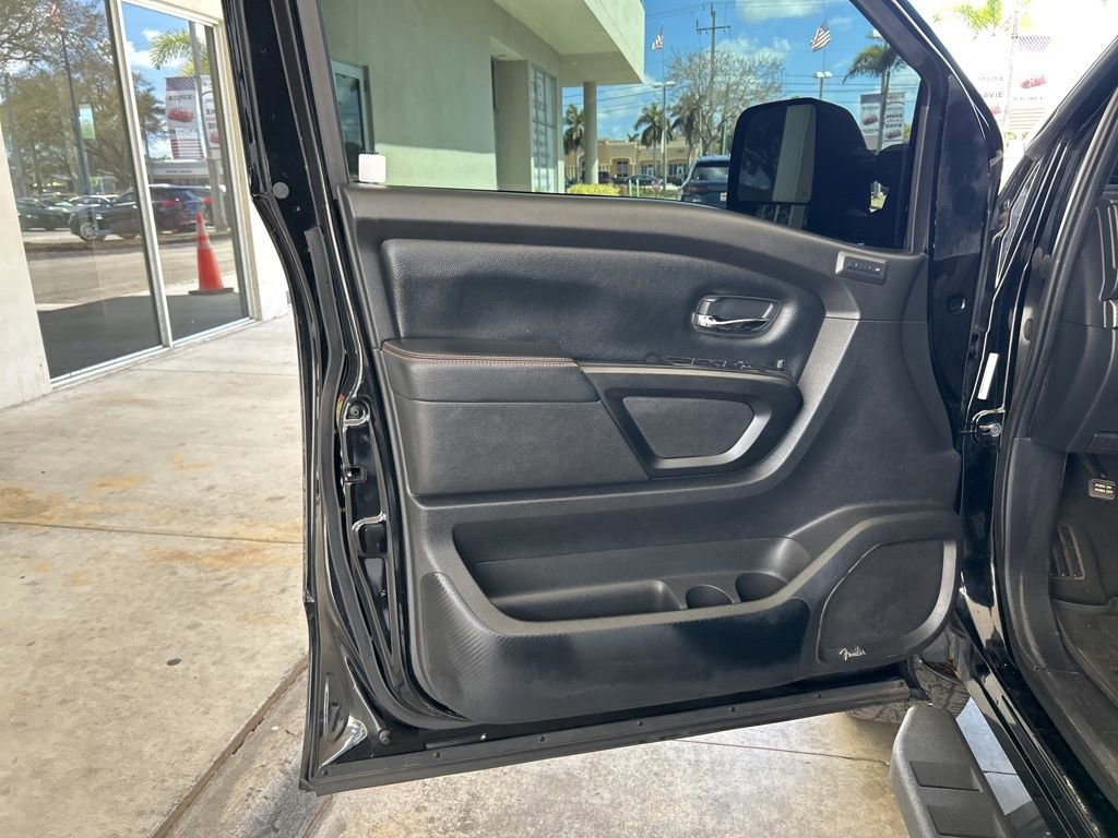 Used 2021 Nissan Titan PRO-4X w/ Pro-4x Convenience Package image 43