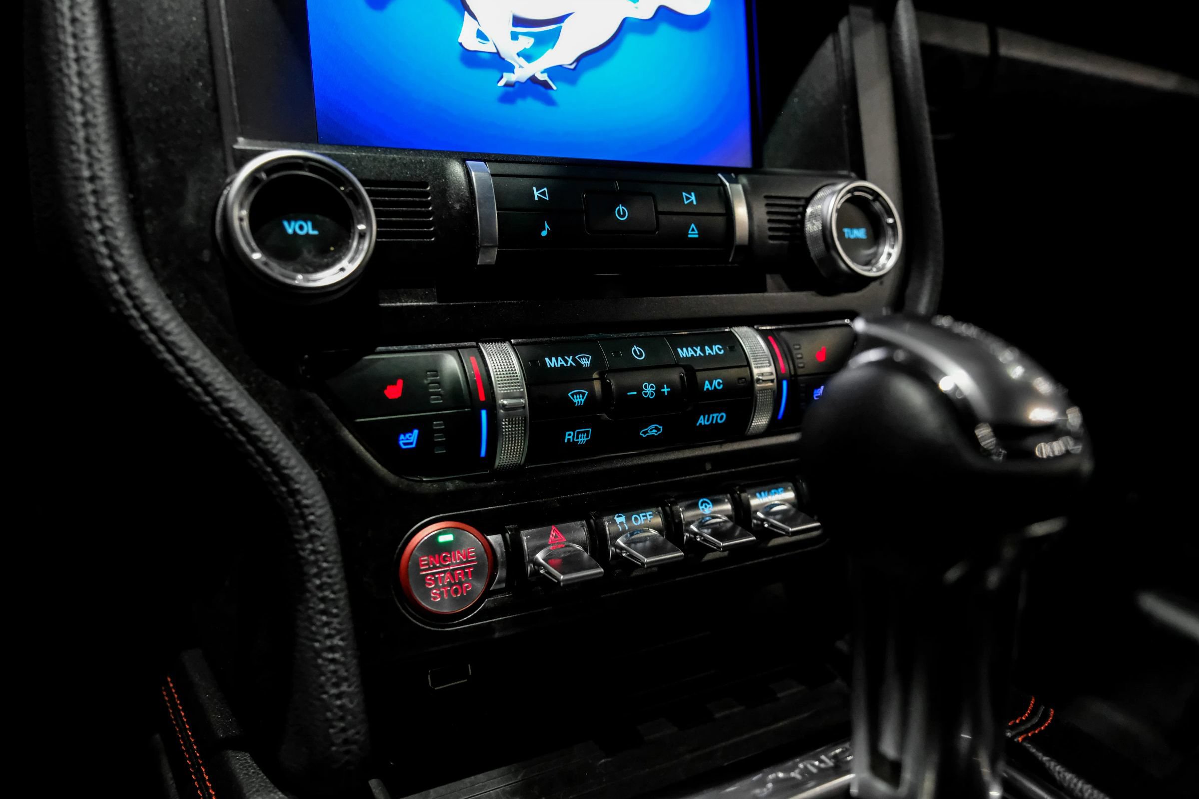 Used 2022 Ford Mustang GT Premium w/ Equipment Group 401A RWD image 20