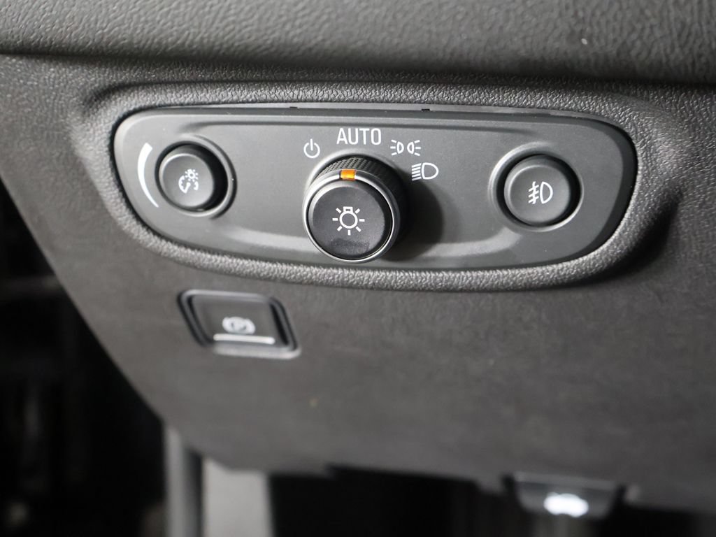 Used 2023 GMC Terrain SLT w/ Infotainment Package II AWD/4WD image 36