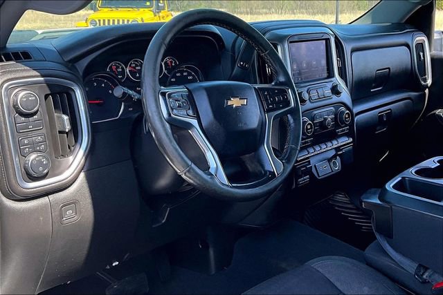 Used 2022 Chevrolet Silverado 2500 LT w/ Convenience Package AWD/4WD image 18