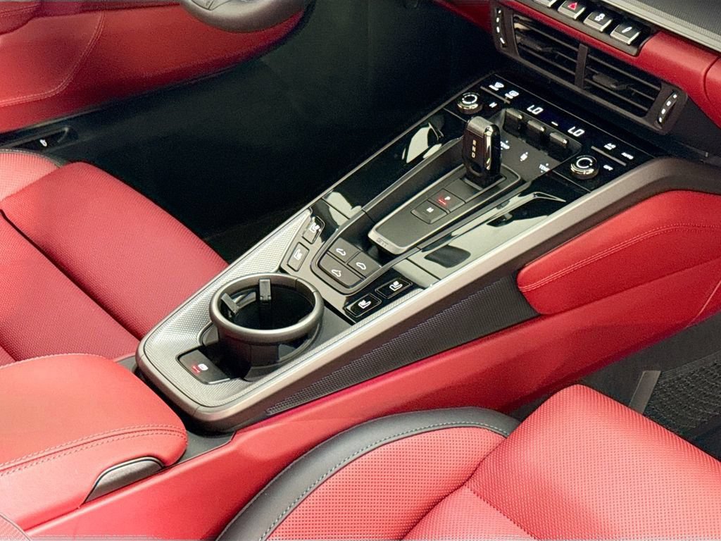 Certified 2025 Porsche 911 Carrera RWD image 20