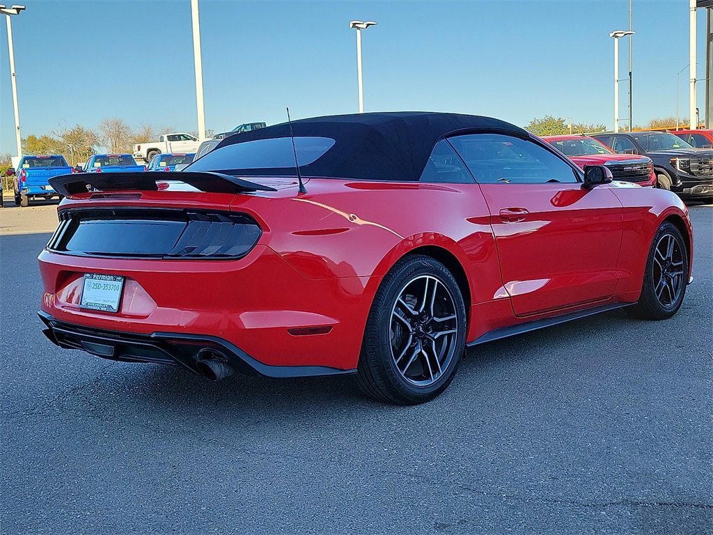 Used 2020 Ford Mustang Premium image 11