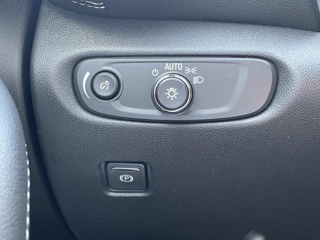 Used 2024 Chevrolet Blazer LT w/ Redline Edition image 31