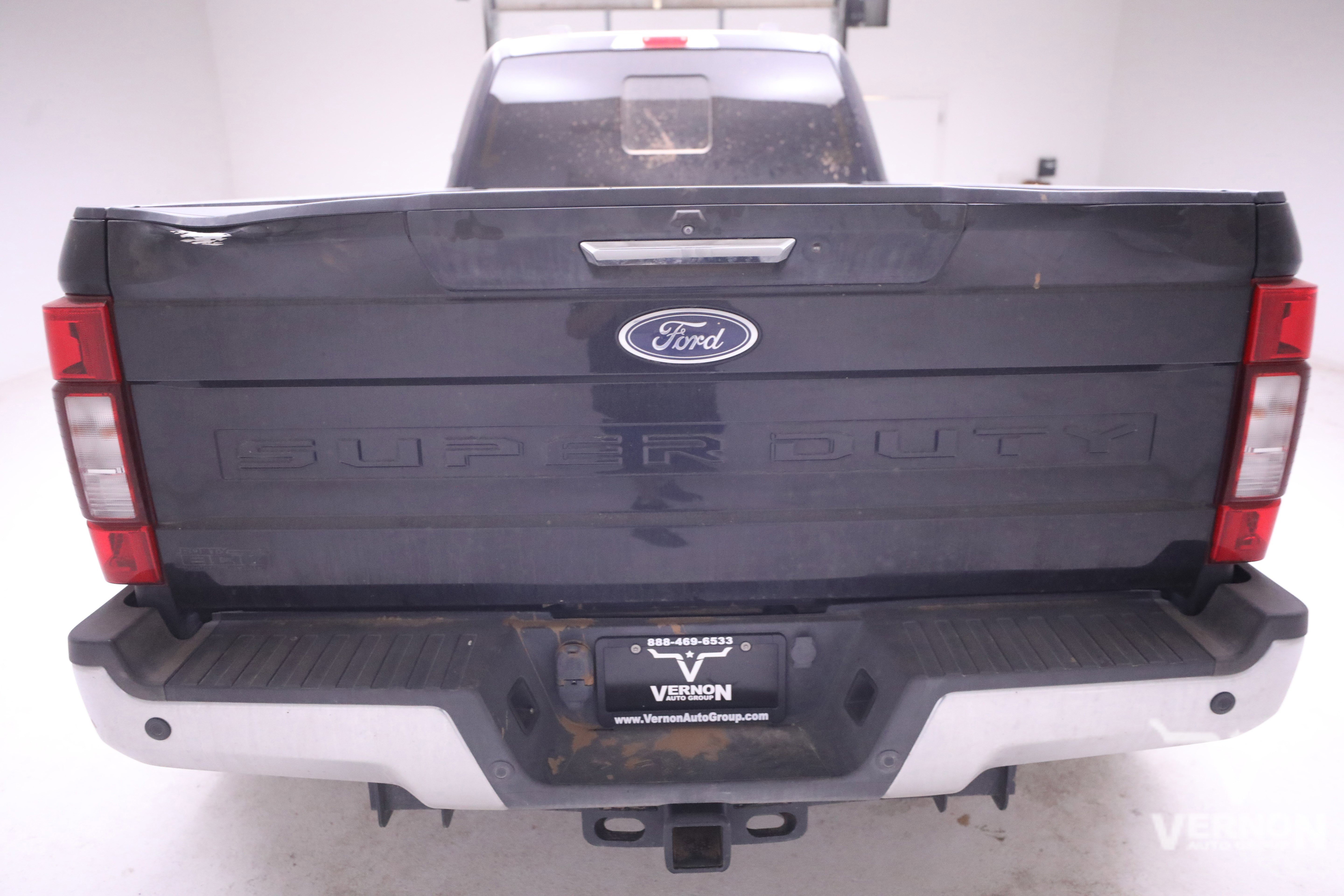 Used 2022 Ford F350 Lariat w/ Lariat Value Package image 3