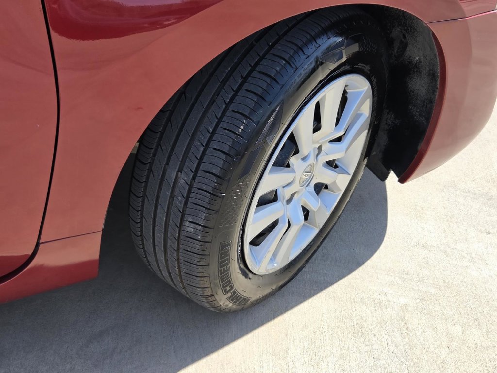 Used 2014 Nissan Altima 2.5 S FWD image 6