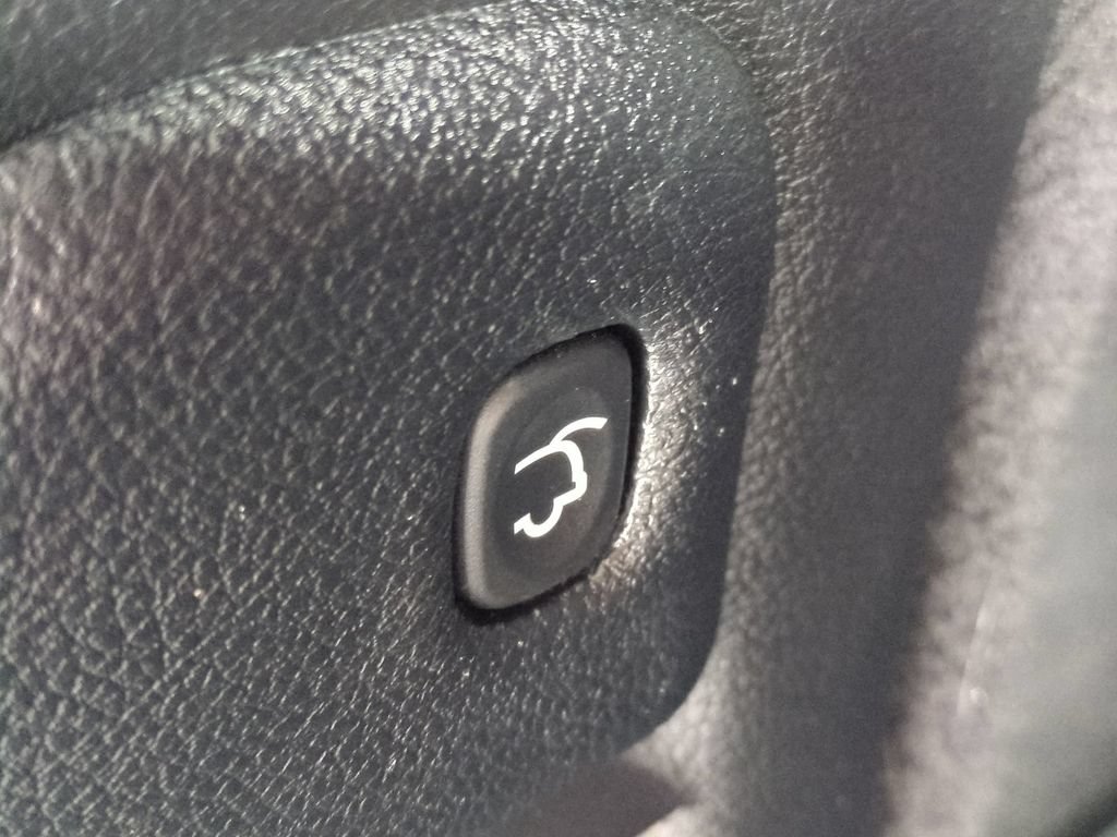 Used 2024 Dodge Durango GT RWD image 15