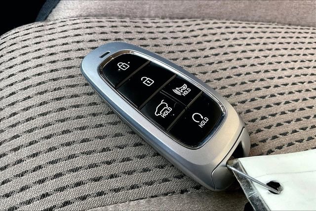 Certified 2023 Hyundai Santa Fe SEL image 10