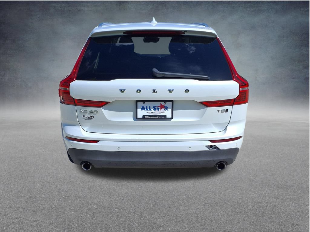 Used 2019 Volvo XC60 T5 Momentum w/ Multimedia Package AWD/4WD image 6