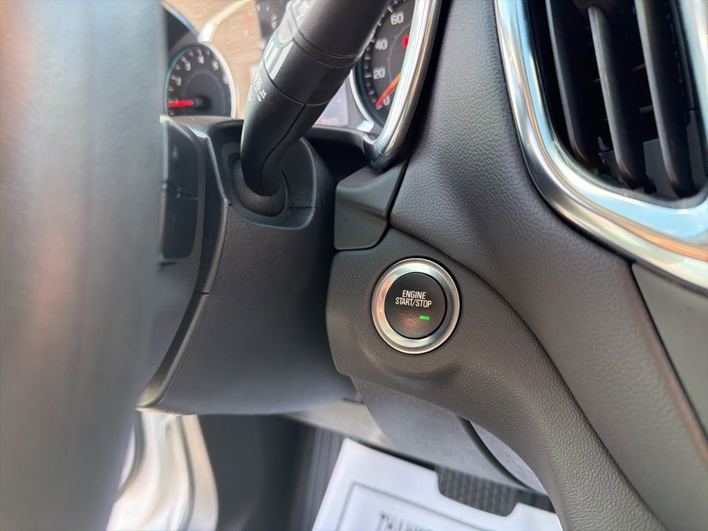 Used 2022 Chevrolet Equinox LT AWD/4WD image 30