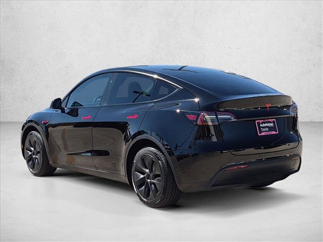 Used 2025 Tesla Model Y Long Range RWD image 8