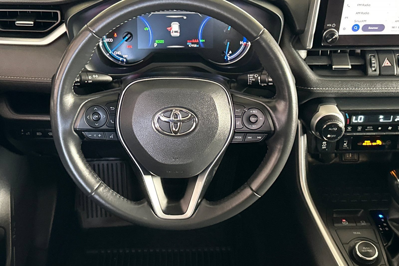 Used 2023 Toyota RAV4 XLE Premium AWD/4WD image 11