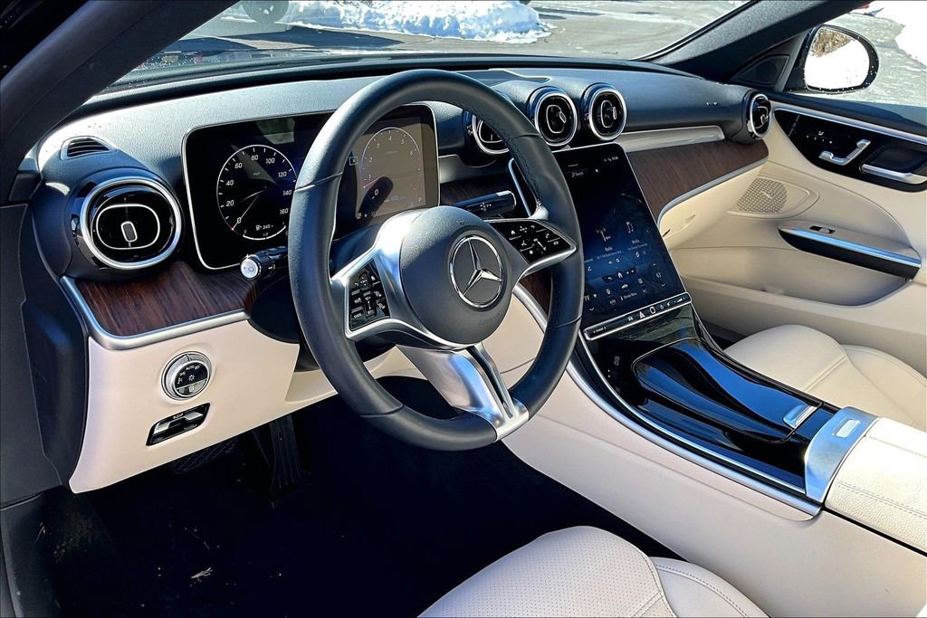 Certified 2022 Mercedes-Benz C 300 4MATIC Sedan image 13