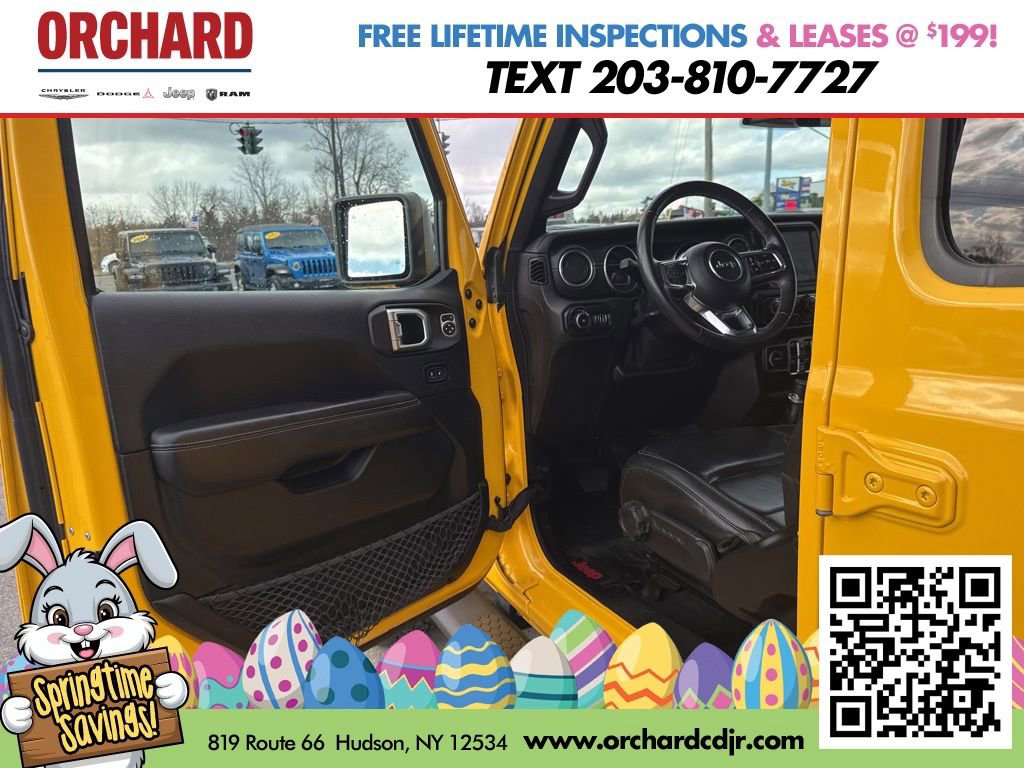 Used 2019 Jeep Wrangler Unlimited Sahara w/ Dual Top Group AWD/4WD image 21