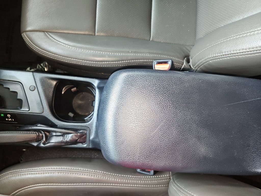 Used 2017 Toyota RAV4 LE FWD image 22