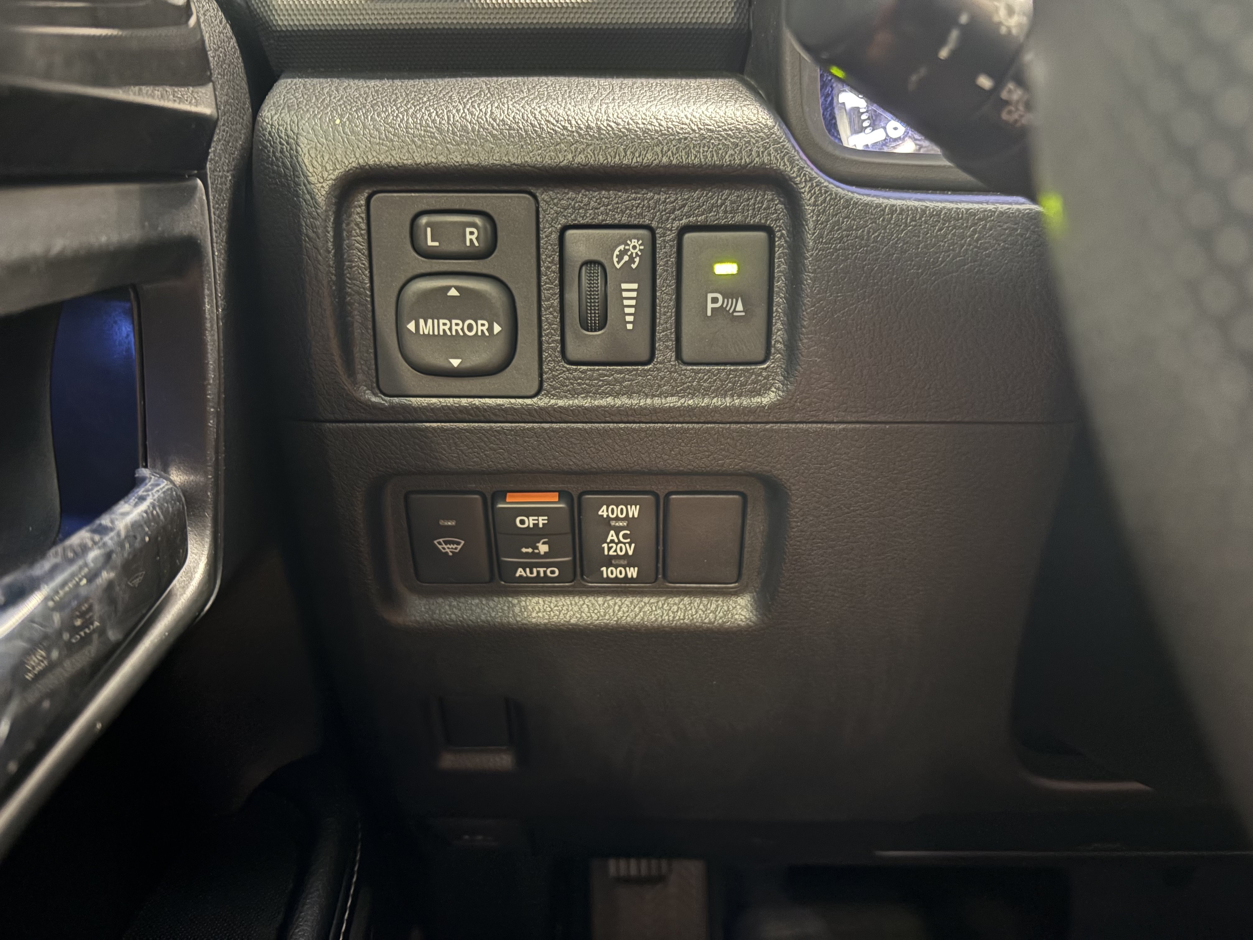 Certified 2019 Toyota 4Runner Limited AWD/4WD image 29