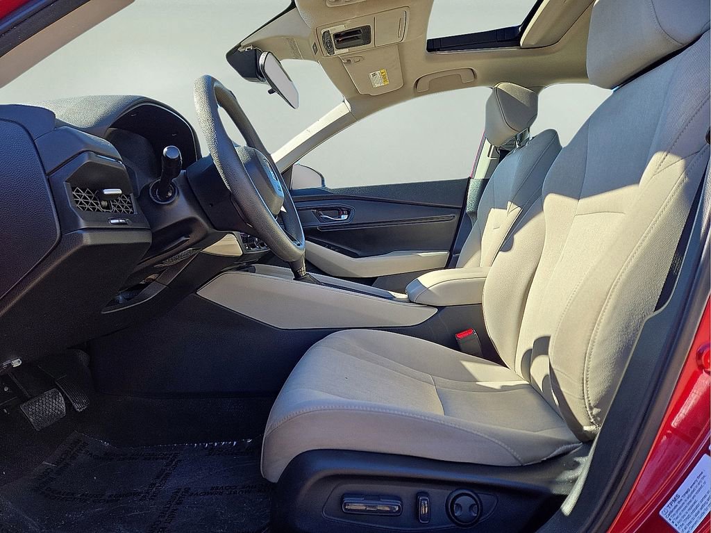 Used 2024 Honda Accord EX image 22