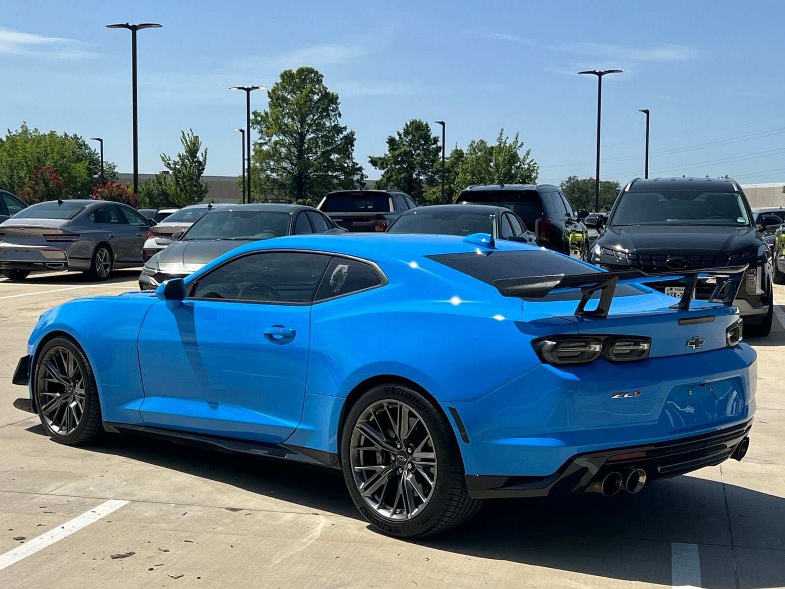 Used 2022 Chevrolet Camaro ZL1 RWD image 10