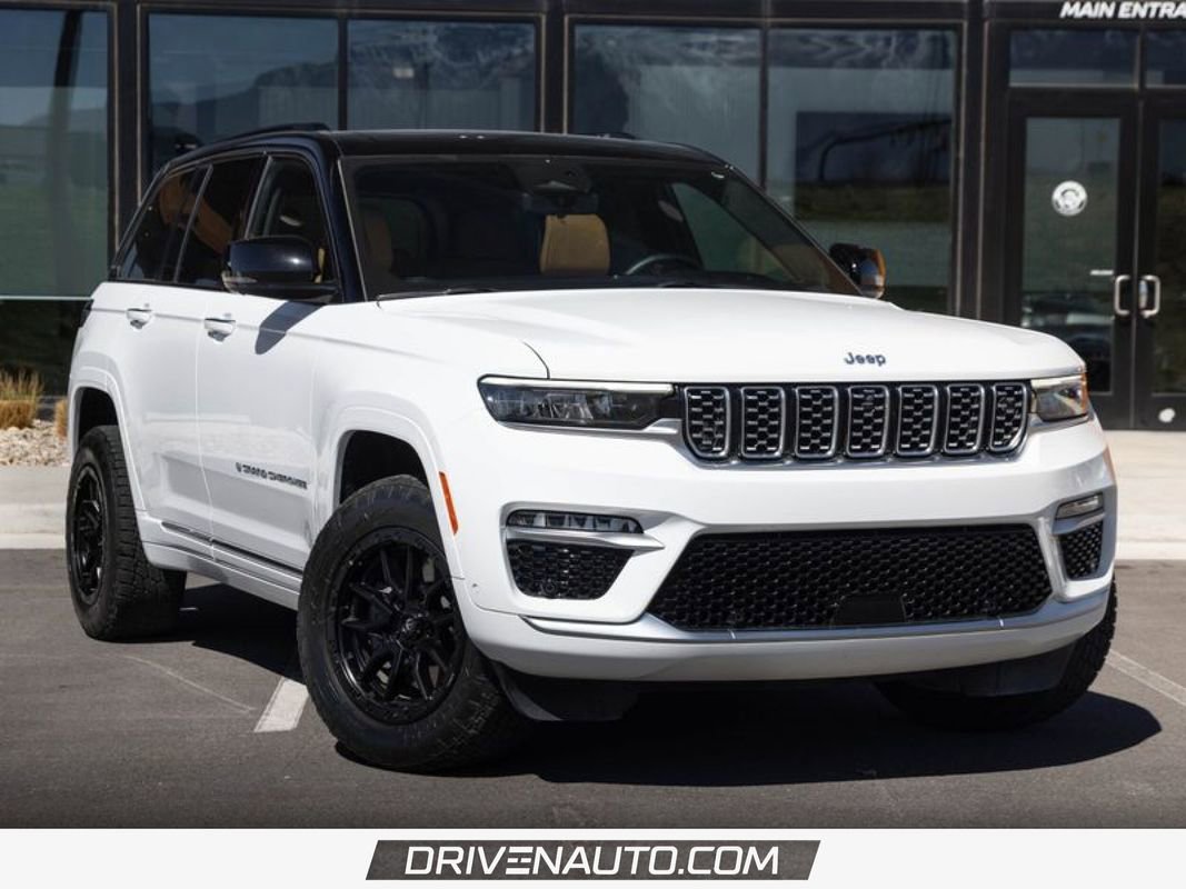 Used 2022 Jeep Grand Cherokee Summit image 1