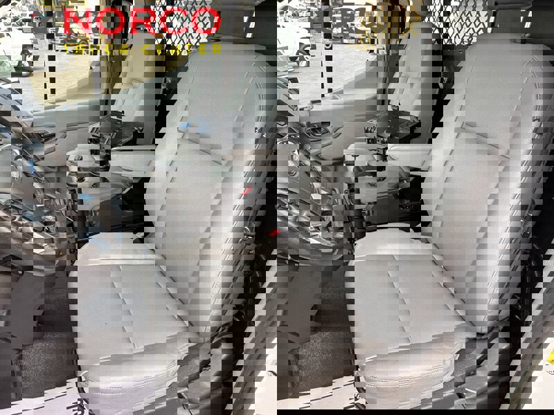 Used 2017 Ford Transit 250 130 Low Roof image 22