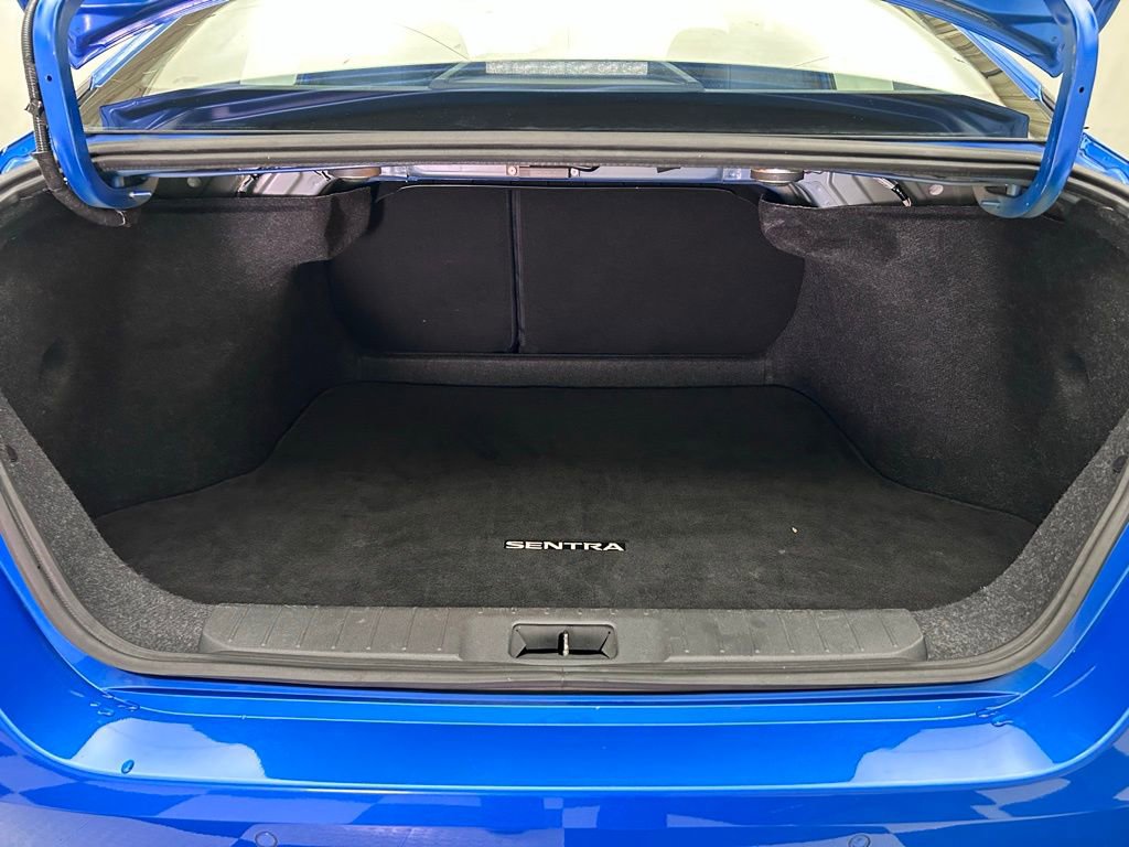 Used 2021 Nissan Sentra SV image 11