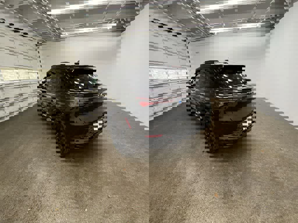 Used 2024 Chevrolet Equinox EV RS image 4