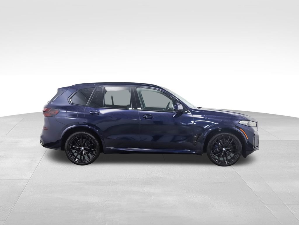New 2026 BMW X5 xDrive40i w/ M Sport Package image 6