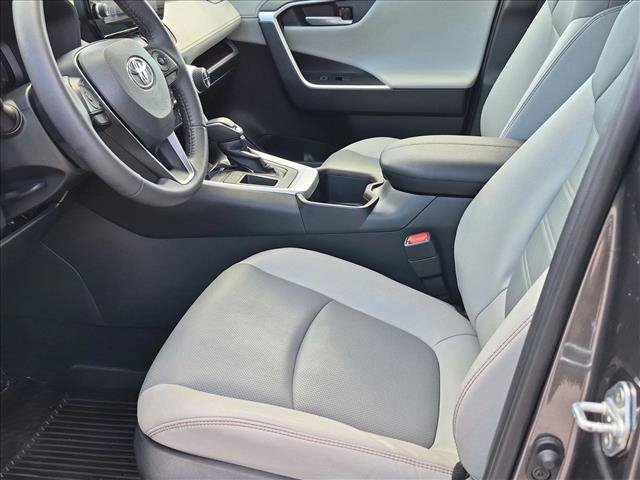 Used 2023 Toyota RAV4 Limited FWD image 15