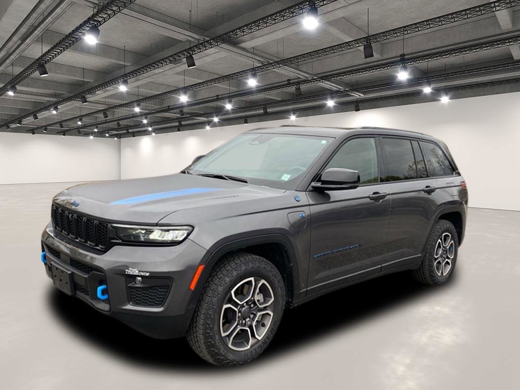 Used 2022 Jeep Grand Cherokee Trailhawk image 3