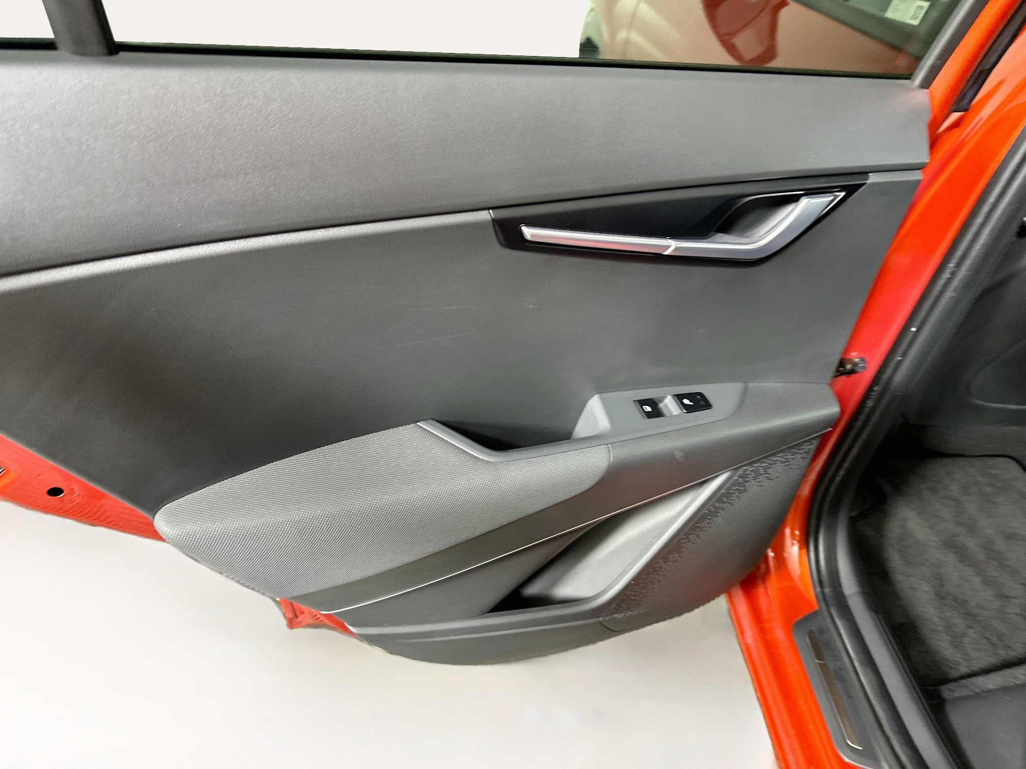Used 2023 Kia Niro Wave w/ Wave Preserve Package FWD image 27