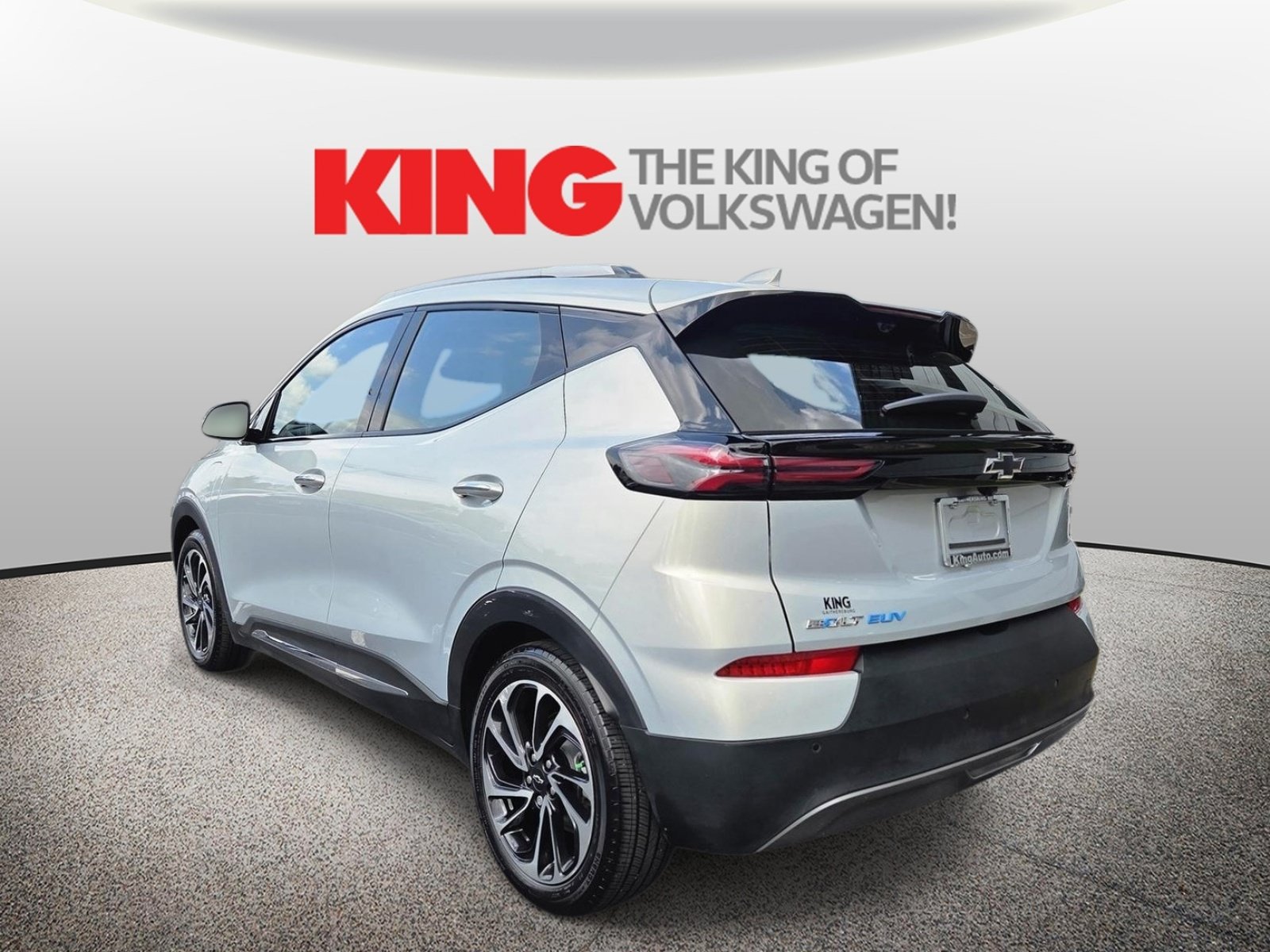 Used 2023 Chevrolet Bolt EUV Premier FWD image 6